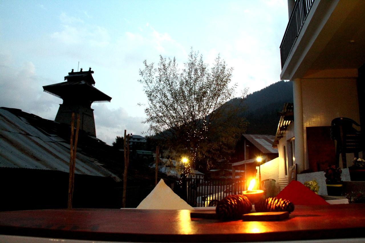 Bros Hostel Manali Eksteriør billede