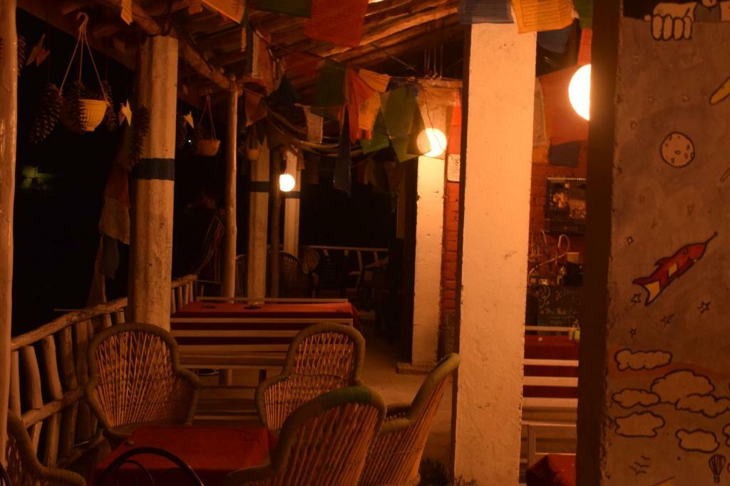 Bros Hostel Manali Eksteriør billede