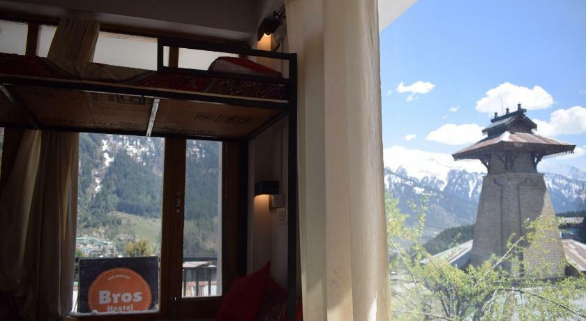 Bros Hostel Manali Eksteriør billede
